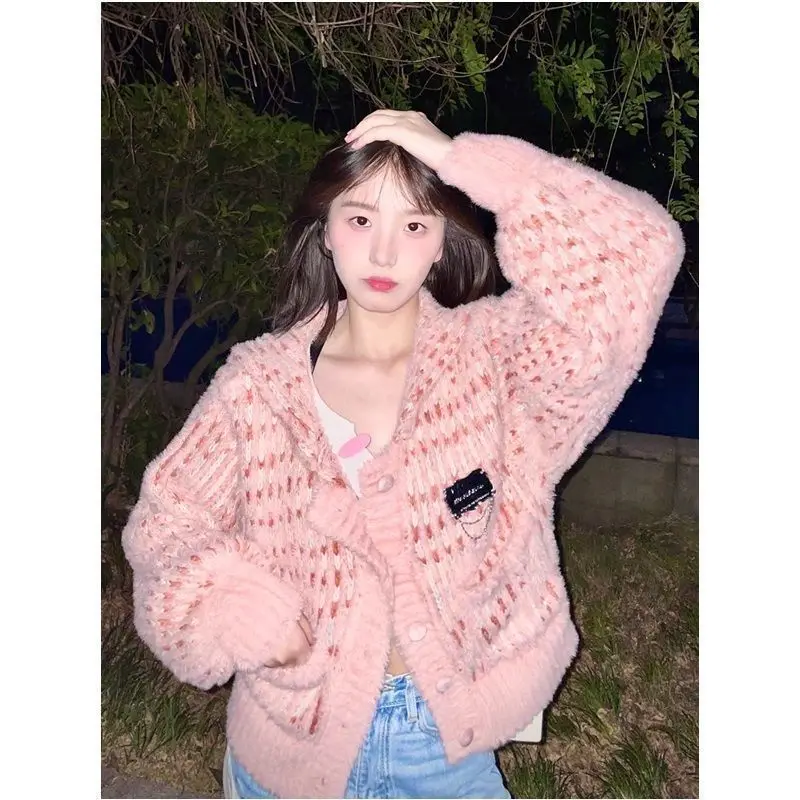 Hikigawa 2023 Spring Sailor Collar Cardigan Loose Grunge Contrast Color Sweet Knitted Cardigan Chic Fashion Women Jumpers
Hikigawa 2023 Spring Sailor Collar Cardigan Loose Grunge Contrast Color Sweet Knitted Cardigan Chic Fashion Women Jumpers