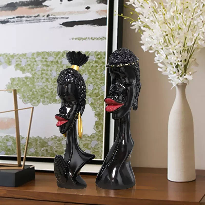 Living room TV cabinet wine cabinet model room soft furnishing crafts gifts furnishings decorations
Living room TV cabinet wine cabinet model room soft furnishing crafts gifts furnishings decorations