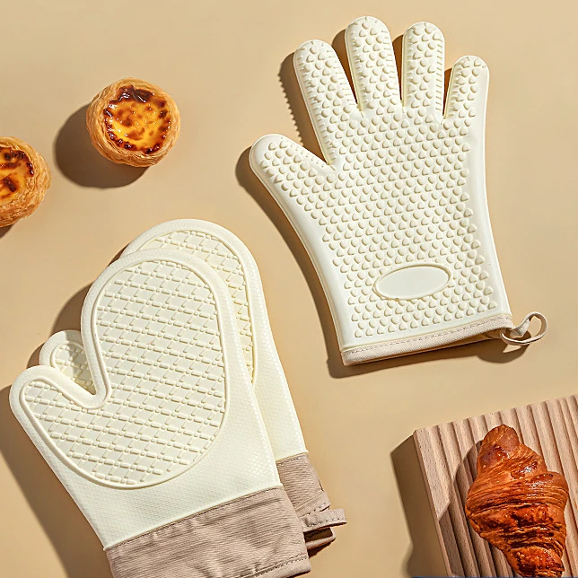 Five finger oven gloves, kitchen insulation, anti scald baking, thickened silicone heat resistant and anti slip gloves
Five finger oven gloves, kitchen insulation, anti scald baking, thickened silicone heat resistant and anti slip gloves