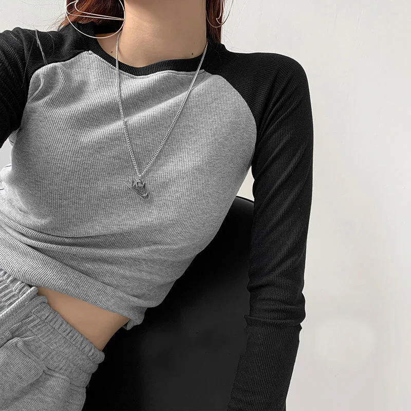 Deeptown Harajuku Patchwork Tshirts Women Y2K Vintage Streetwear Basic Long Sleeve T Shirts Female Skinny Gray Sweat Tops Korean
Deeptown Harajuku Patchwork Tshirts Women Y2K Vintage Streetwear Basic Long Sleeve T Shirts Female Skinny Gray Sweat Tops Korean