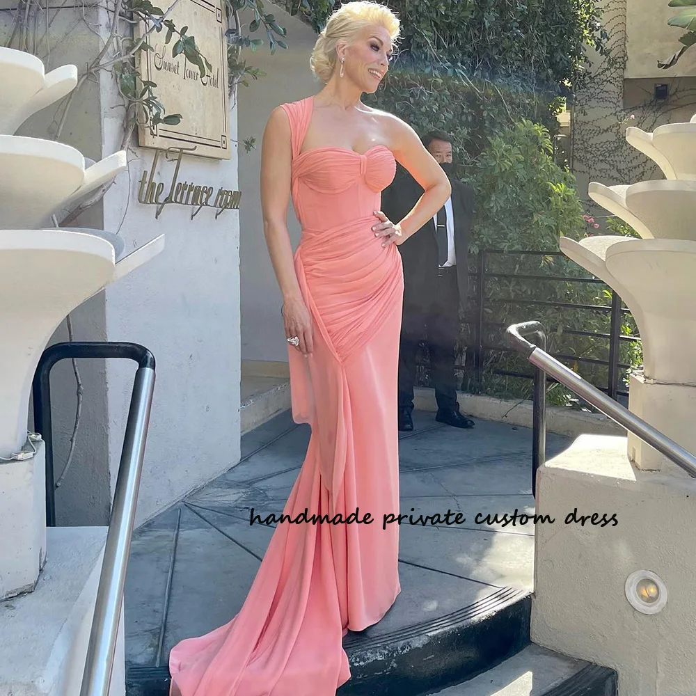 Pink One Shoulder Mermaid Evening Party Dresses Pleats Spandex Satin Long Prom Dress Women Occasion Event Gowns with Train
Pink One Shoulder Mermaid Evening Party Dresses Pleats Spandex Satin Long Prom Dress Women Occasion Event Gowns with Train