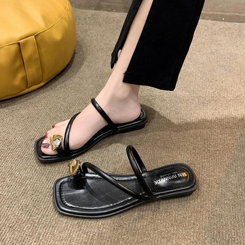 High Quality Women's Shoes Summer Narrow Band Diamond Women's Slippers Set of Toes Square Toe Ladies Sandals Casual Slippers
High Quality Women's Shoes Summer Narrow Band Diamond Women's Slippers Set of Toes Square Toe Ladies Sandals Casual Slippers