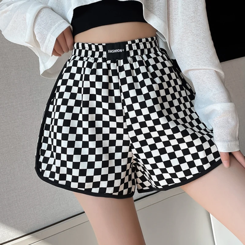 JMPRS Plaid Women Short Pants Summer White Black Fashion High Waist Biker Shorts 100% Cotton Loose Female Wide Leg Shorts 2023
JMPRS Plaid Women Short Pants Summer White Black Fashion High Waist Biker Shorts 100% Cotton Loose Female Wide Leg Shorts 2023
