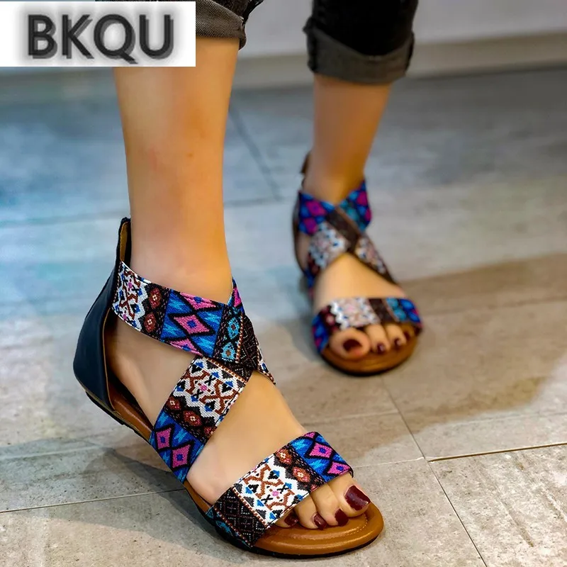 2022 Summer New One Strap Sandals Girls Sexy Cotton Fabric Zipper Open Toe Flat Rubber Outsole Roman Sandals Large Size
2022 Summer New One Strap Sandals Girls Sexy Cotton Fabric Zipper Open Toe Flat Rubber Outsole Roman Sandals Large Size