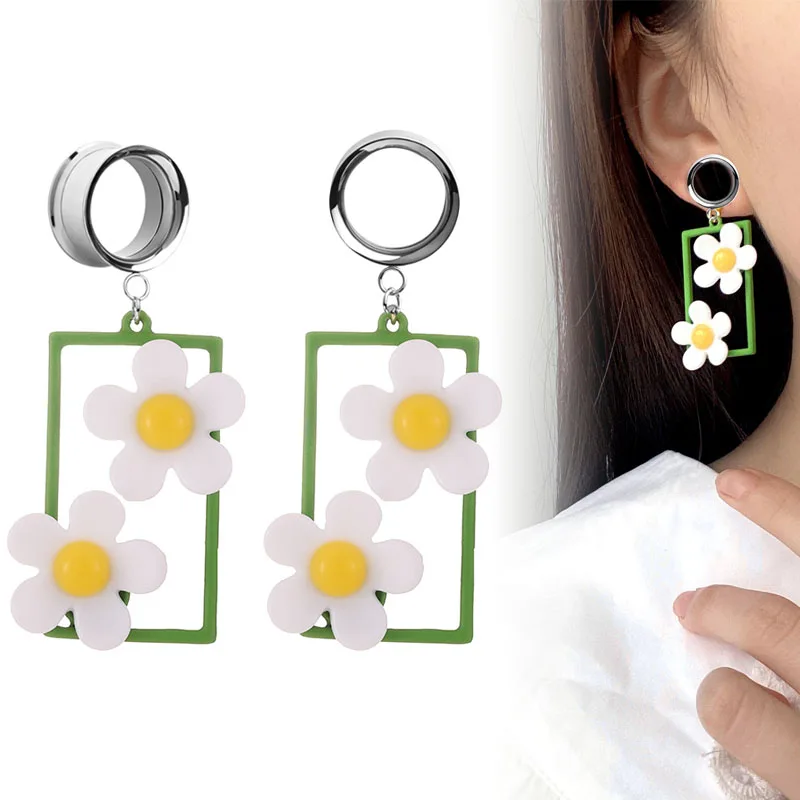 

2 PC New Daisy Flower Pendant Ear Plugs Tunnels Earrings Gauge Stainless Steel Piercing Body Jewelery Dilataciones Oreja Reamer