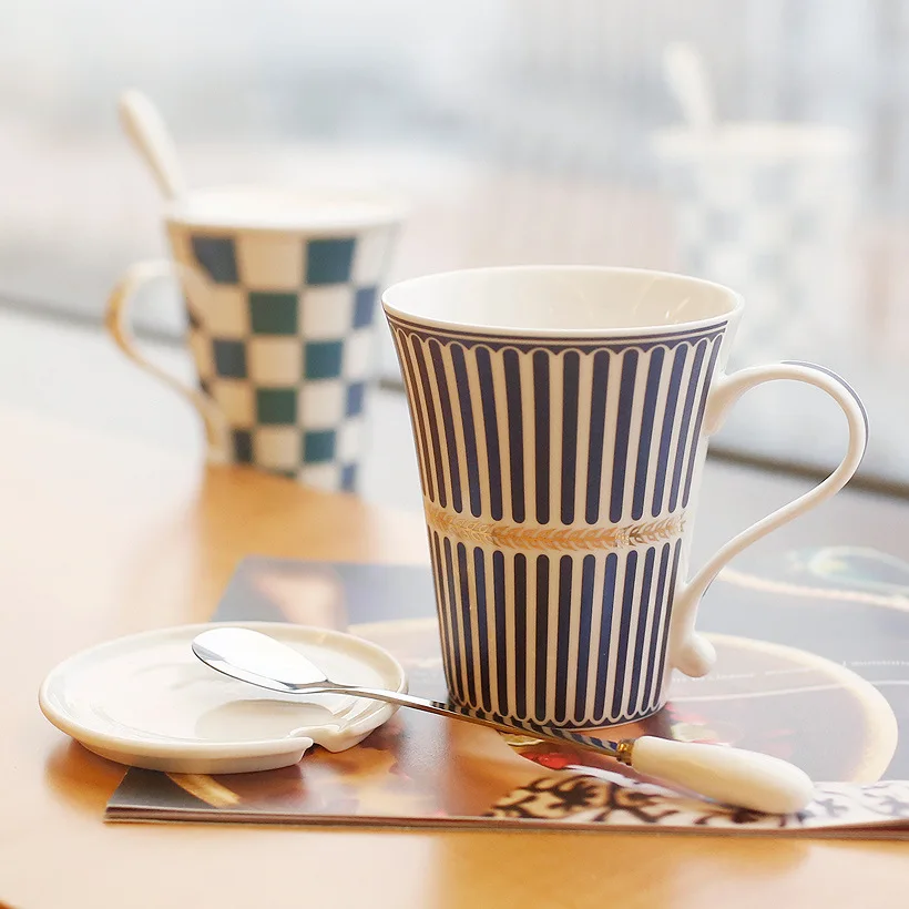 Creative Mug Ceramic Mug Couple Cup Water Cup Fashion Coffee Cup With Lid Set Custom LOGO
Creative Mug Ceramic Mug Couple Cup Water Cup Fashion Coffee Cup With Lid Set Custom LOGO