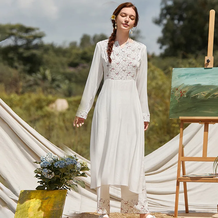 Woman Fall and Summer Sweet Vintage Floral Print Long Sleeve Soild Dress Female Clothes Women Fairy Gentle White Long Dress
Woman Fall and Summer Sweet Vintage Floral Print Long Sleeve Soild Dress Female Clothes Women Fairy Gentle White Long Dress