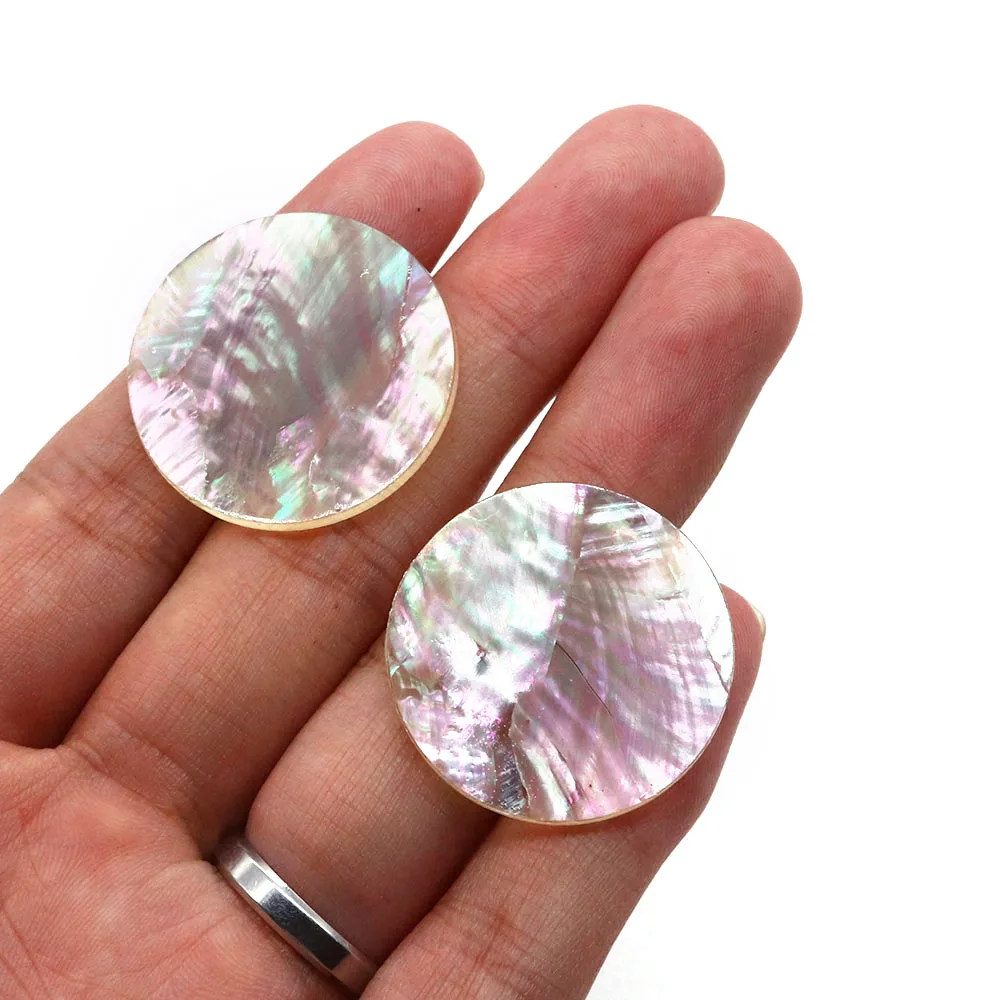 High Quality Natural Seawater Shell Round Beads for Jewelry Making Supplies Diy Craft Ring Necklaces Earrings Accessories 30mm
High Quality Natural Seawater Shell Round Beads for Jewelry Making Supplies Diy Craft Ring Necklaces Earrings Accessories 30mm