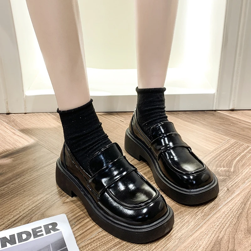 Туфли женские в японском стиле, Мягкие Водонепроницаемые лоферы, на платформе, для косплея, для студентов и студентов, В Стиле Лолита
Туфли женские в японском стиле, Мягкие Водонепроницаемые лоферы, на платформе, для косплея, для студентов и студентов, В Стиле Лолита