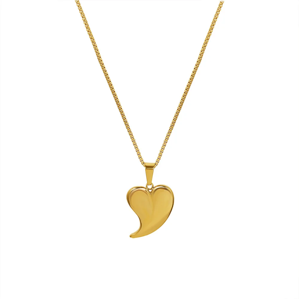 

French Simple Temperament Peach Heart Love Pendant Collarbone Chain 18k Gold Titanium Steel Yellow Gold Coloured Necklace