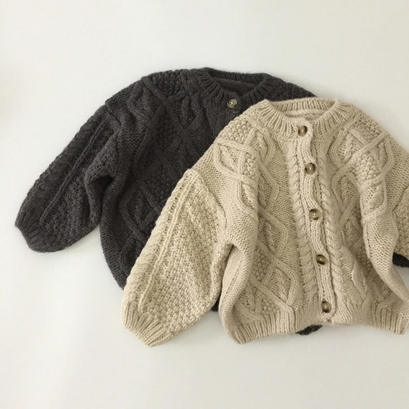 Childrens sweater knitted 1-6 Years new Christmas solid O-Neck cardigan bottomed shirt thickened boys and girls Pullover Sweater
Childrens sweater knitted 1-6 Years new Christmas solid O-Neck cardigan bottomed shirt thickened boys and girls Pullover Sweater