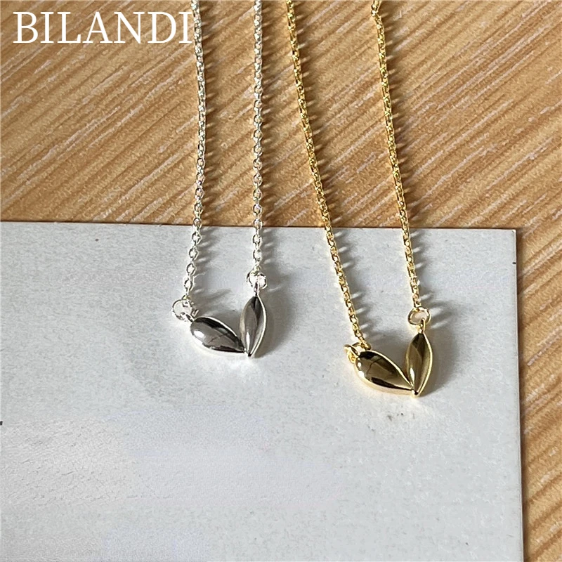 Bilandi Fashion Jewelry Heart Pendant Necklace Popular Design Vintage Temperament Thin Chain Necklace For Celebration Gifts
Bilandi Fashion Jewelry Heart Pendant Necklace Popular Design Vintage Temperament Thin Chain Necklace For Celebration Gifts