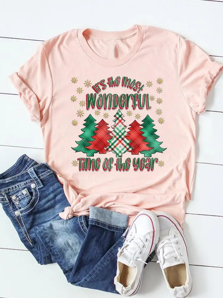 Футболка с рисунком праздничной елки с надписью "Merry Christmas", модная женская одежда, графическая футболка с Новым годом, топ, базовая футболка
Футболка с рисунком праздничной елки с надписью "Merry Christmas", модная женская одежда, графическая футболка с Новым годом, топ, базовая футболка