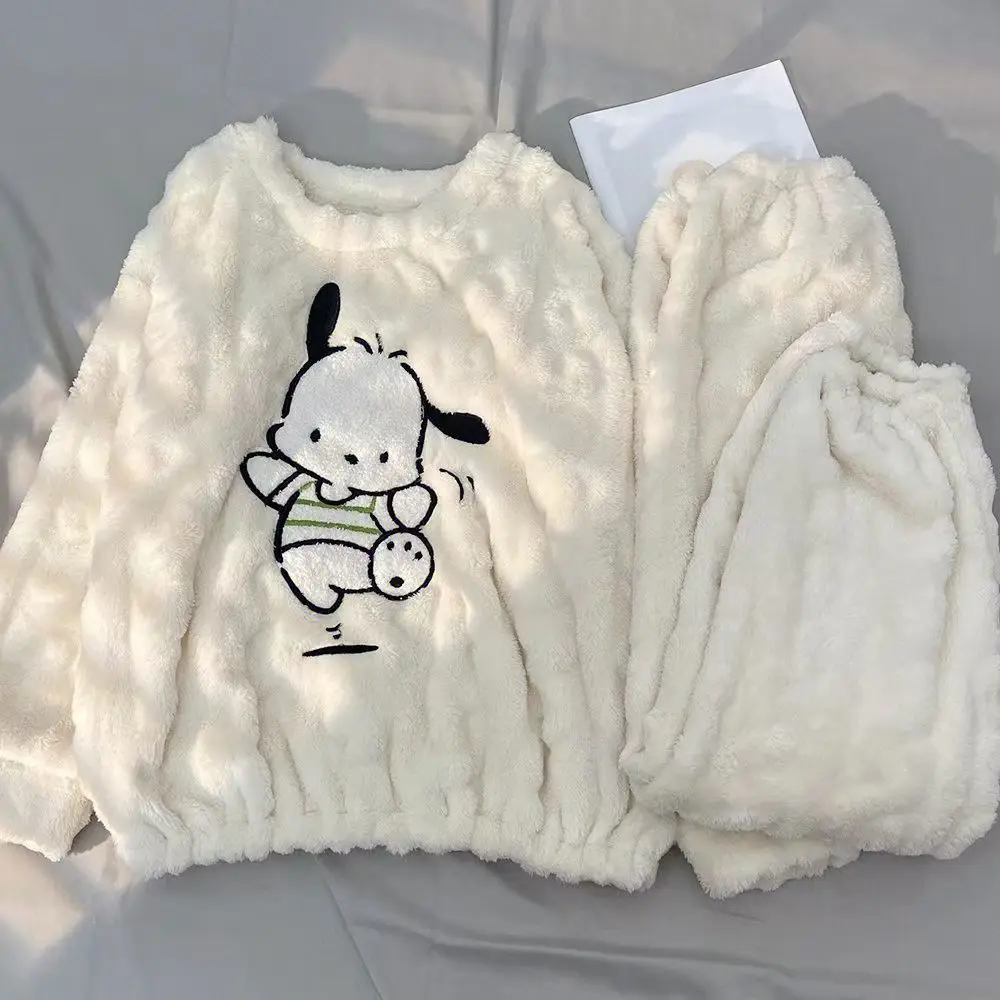 Sanrio Pachacco Cinnamoroll Kawaii Girl's Pajamas Thickened Autumn and Winter New Students' Lovely Home Clothes.
Sanrio Pachacco Cinnamoroll Kawaii Girl's Pajamas Thickened Autumn and Winter New Students' Lovely Home Clothes.