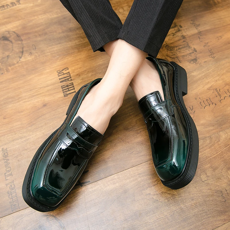New Arrival Fashion Shoes For Men Green Black Youth Casual Shoes Patent Leather Mens Slip On Footwear Designer Vintage Men Shoe
New Arrival Fashion Shoes For Men Green Black Youth Casual Shoes Patent Leather Mens Slip On Footwear Designer Vintage Men Shoe
