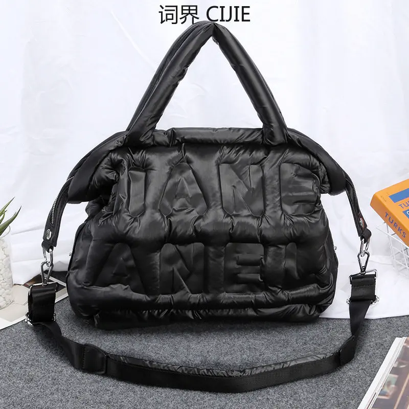 Cijie Autumn And Winter New Korean Style Cotton-Padded Jacket Space Cotton Air Chamber Top Handled Shoulder Down Women 'S Bag
Cijie Autumn And Winter New Korean Style Cotton-Padded Jacket Space Cotton Air Chamber Top Handled Shoulder Down Women 'S Bag