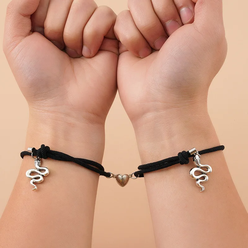 Charmsmic New Silver Snake Pendant Charm Heart Magnetic Lover Bracelets Adjustable Black Wax Rope Hand Jewelry Decoration
Charmsmic New Silver Snake Pendant Charm Heart Magnetic Lover Bracelets Adjustable Black Wax Rope Hand Jewelry Decoration
