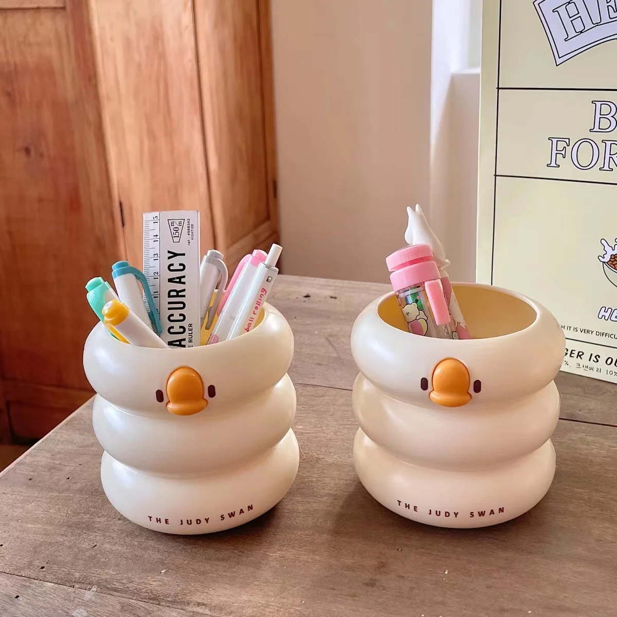 Cute Custard Duck Pen Holder School office desktop multifunctional storage box Makeup Brushes Lipstick Pens Organizer Stationery
Cute Custard Duck Pen Holder School office desktop multifunctional storage box Makeup Brushes Lipstick Pens Organizer Stationery
