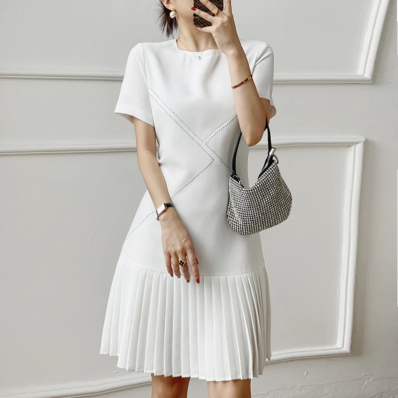 2022 summer new simple mid-length dress women's round neck solid color pleated skirt women vestido feminino O-Neck
2022 summer new simple mid-length dress women's round neck solid color pleated skirt women vestido feminino O-Neck