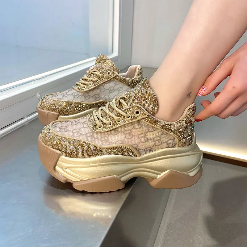 Women fashion letter brown Sport Shoes diamonds shiny transparent breathable streetwear walking sneakers causual Shoes female
Women fashion letter brown Sport Shoes diamonds shiny transparent breathable streetwear walking sneakers causual Shoes female
