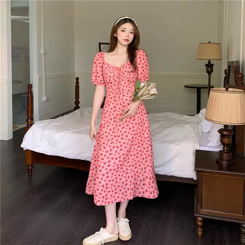 Dress Beach Female Fashion Party Dress Vintage Chiffon Korean New Piece Midi Short One Dress French Sleeve Elegant Summer Floral
Dress Beach Female Fashion Party Dress Vintage Chiffon Korean New Piece Midi Short One Dress French Sleeve Elegant Summer Floral