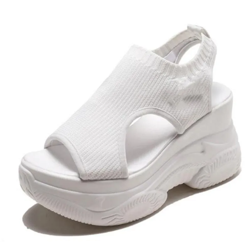 Сандалии женские на очень высокой платформе, трикотажные туфли на танкетке, с открытым носком, без застежки, римские кроссовки, лето
Сандалии женские на очень высокой платформе, трикотажные туфли на танкетке, с открытым носком, без застежки, римские кроссовки, лето