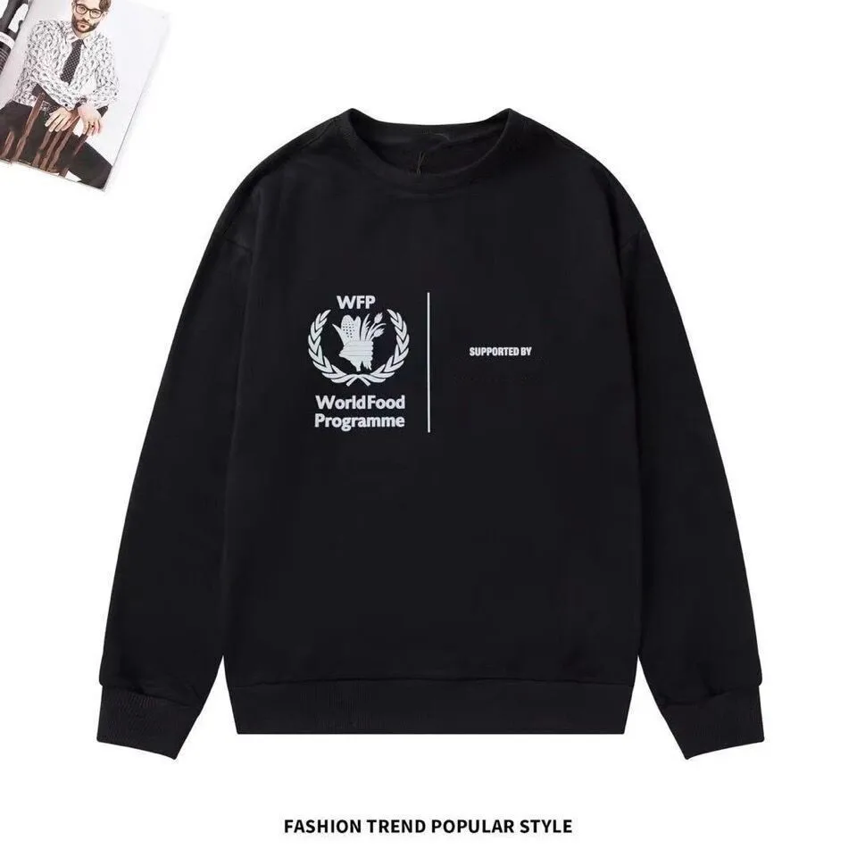 Men's and Women's Pullover Round Neck Sweatshirt Spring and Autumn New Pure Cotton Top Trend Versatile Long Sleeved Sweater
Men's and Women's Pullover Round Neck Sweatshirt Spring and Autumn New Pure Cotton Top Trend Versatile Long Sleeved Sweater