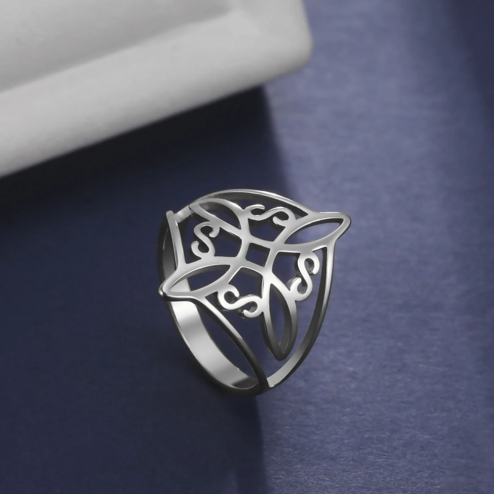 

Модное кельтское кольцо с узлом для женщин, кольцо на палец из нержавеющей стали золотого и серебряного цвета, амулет для творчества, ювелирные изделия в подарок