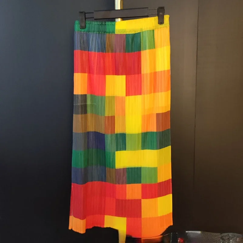 2023 Summer Pleated Slit Skirt Women Niche Design Retro Print Slimming Pleated Color Plaid Skirt
2023 Summer Pleated Slit Skirt Women Niche Design Retro Print Slimming Pleated Color Plaid Skirt