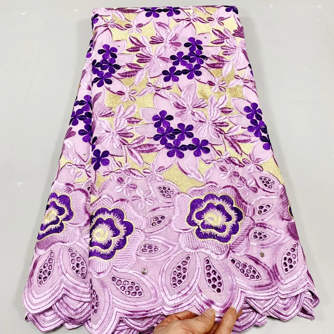 New Arrival 2 Yards Afria Swiss Embroidery Voile Lace Brode 100% Cotton Dubai Design for African Women Dress pc017
New Arrival 2 Yards Afria Swiss Embroidery Voile Lace Brode 100% Cotton Dubai Design for African Women Dress pc017