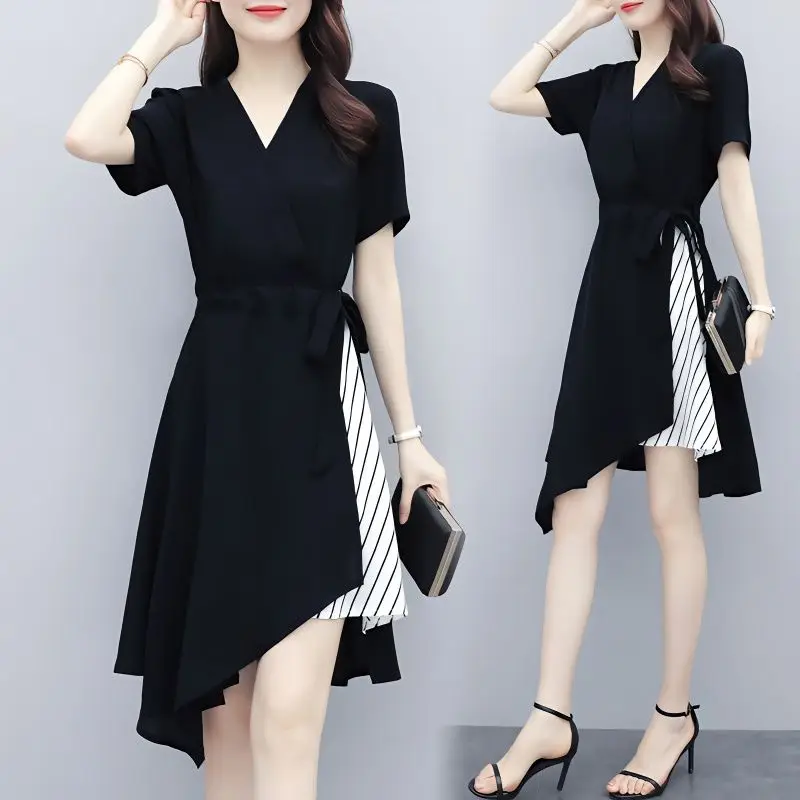 Large Women's Summer 2023 New Fat Mm Black Age Reduction V-neck Waist Show Thin Long Dress
Large Women's Summer 2023 New Fat Mm Black Age Reduction V-neck Waist Show Thin Long Dress