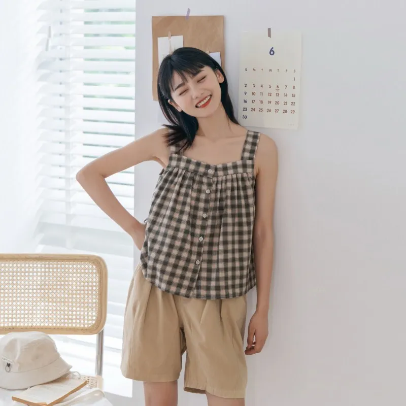 2022 summer new Harajuku small fresh and cute plaid small suspenders sleeveless vest women's casual top fashion T-shirt
2022 summer new Harajuku small fresh and cute plaid small suspenders sleeveless vest women's casual top fashion T-shirt