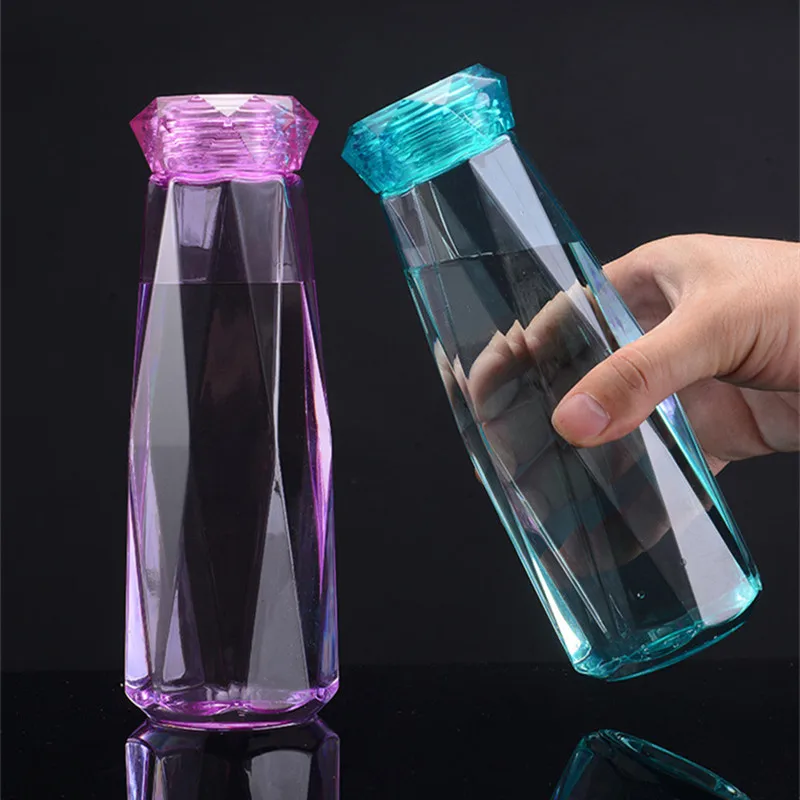 Creative Clear Plastic Water Bottle 620ml Portable Fashion Girl Casual Water Jug Leakproof Drink Bottle Gym Sport Water Bottles 
Creative Clear Plastic Water Bottle 620ml Portable Fashion Girl Casual Water Jug Leakproof Drink Bottle Gym Sport Water Bottles