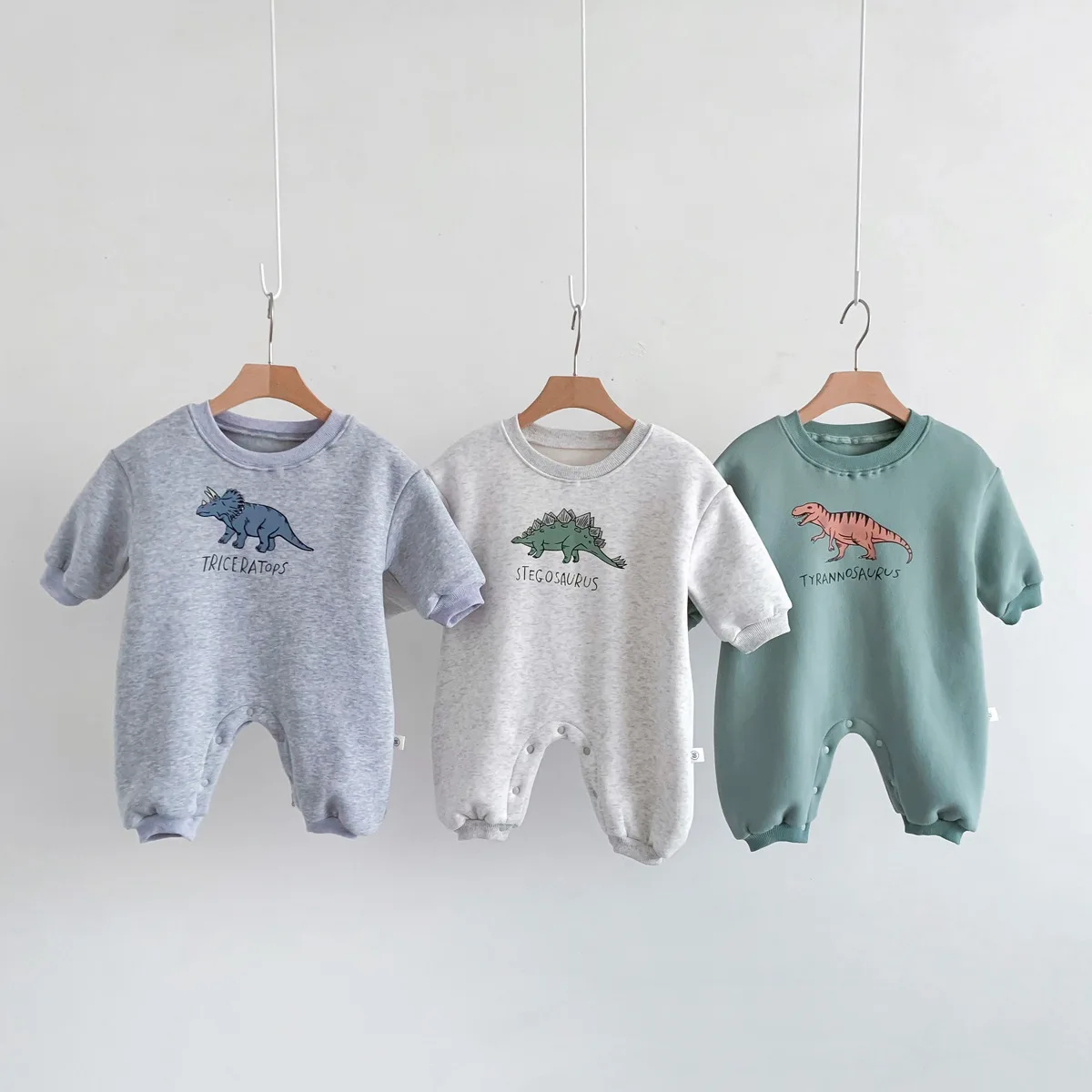 2023 Korean Autumn Newborn Baby Boys Jumpsuit Cotton Long Sleeve Plus Velvet Cartoon Dinosaurs Bodysuit Infant Boys Romper
2023 Korean Autumn Newborn Baby Boys Jumpsuit Cotton Long Sleeve Plus Velvet Cartoon Dinosaurs Bodysuit Infant Boys Romper