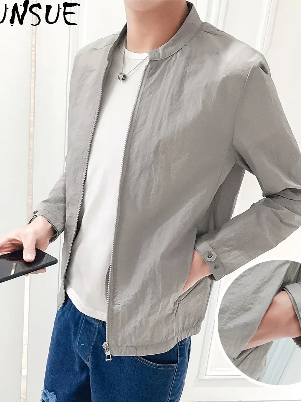 Jacket Men's Sunscreen Korean Clothes 2023 Spring Summer Coat Men Ultra-thin Bomber Jacket Mens Clothing H8908 KJ4654 
Jacket Men's Sunscreen Korean Clothes 2023 Spring Summer Coat Men Ultra-thin Bomber Jacket Mens Clothing H8908 KJ4654