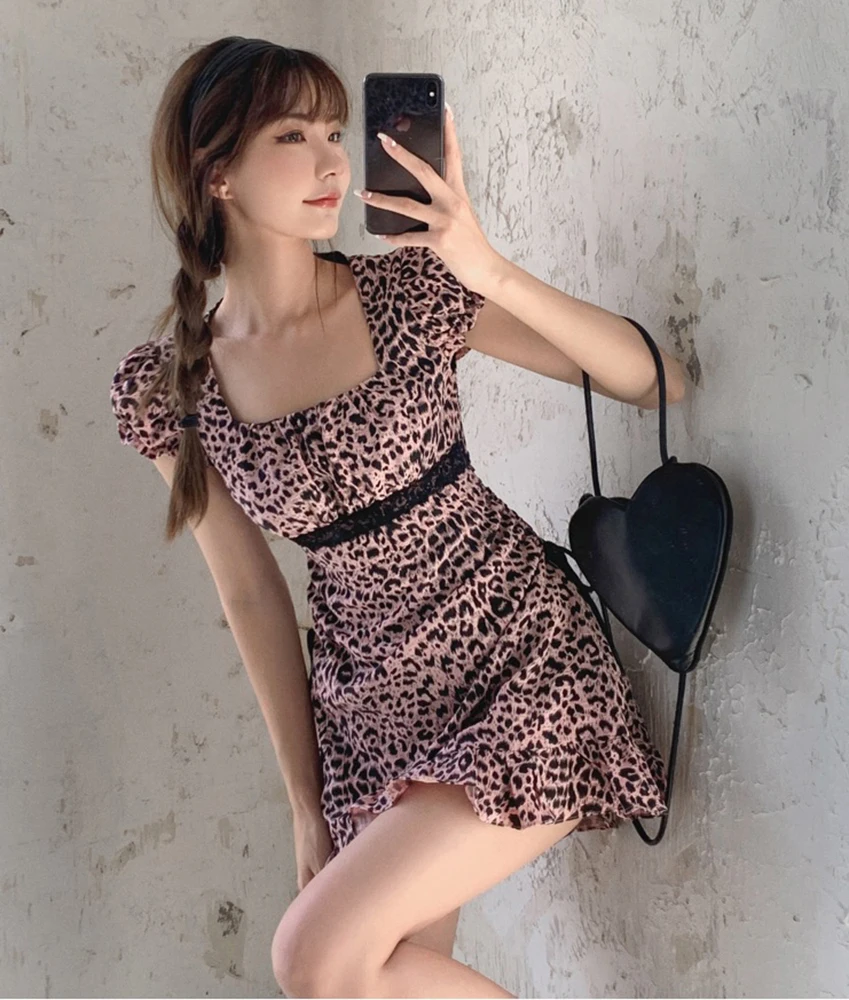 Summer Hot Girl Square Neck Puff Sleeve Mini Dress Women's Short Sleeve Shirring Waist A Line Dress Lady Streetwear Cute Vestido
Summer Hot Girl Square Neck Puff Sleeve Mini Dress Women's Short Sleeve Shirring Waist A Line Dress Lady Streetwear Cute Vestido