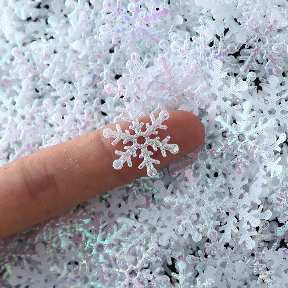 300pcs/Pack 2CM Christmas Snowflake Confetti Decorations Shimmer For Xmas Party Accessories Winter Wedding NewYear Party Supply
300pcs/Pack 2CM Christmas Snowflake Confetti Decorations Shimmer For Xmas Party Accessories Winter Wedding NewYear Party Supply