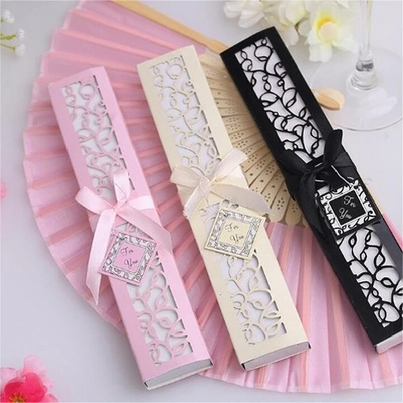 1PC 6 Inch Solid Color Cloth Fan Ivory Bridal Chinese Bamboo Silk Hand Fan Wedding Favors Guests Gifts Hot With Box Dropshipping
1PC 6 Inch Solid Color Cloth Fan Ivory Bridal Chinese Bamboo Silk Hand Fan Wedding Favors Guests Gifts Hot With Box Dropshipping