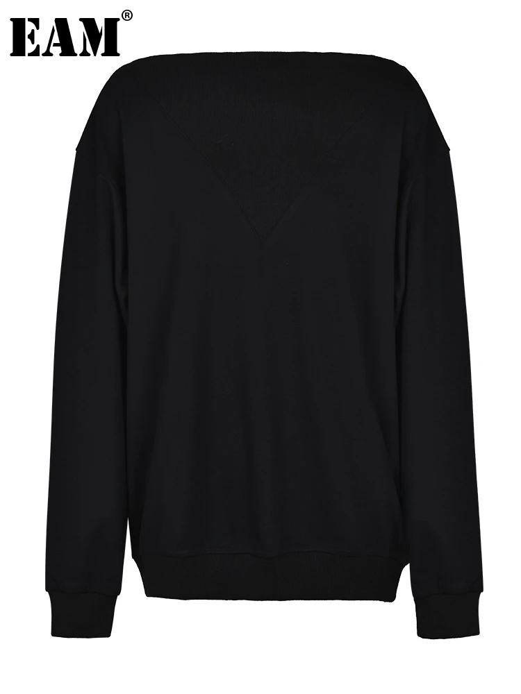 

[EAM] Loose Fit Black White Casual Sweatshirt New Slash Neck Long Sleeve Women Big Size Fashion Tide Spring Autumn 2023 1DF8248