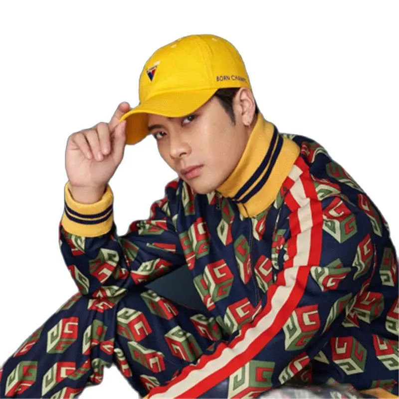 Star Jackson Wang Style Baseball Cap Men Women Hip Hop Rap Hat for Singer Teenagers Yellow Blue Black White
Star Jackson Wang Style Baseball Cap Men Women Hip Hop Rap Hat for Singer Teenagers Yellow Blue Black White