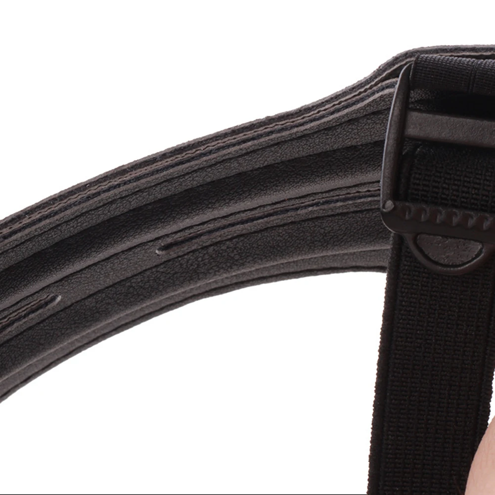Black Arm Guard Extended Holes 63g Archery Supplies Bow And Arrow Equipment Outdoor Tool 30*13cm Archery Accessories
Black Arm Guard Extended Holes 63g Archery Supplies Bow And Arrow Equipment Outdoor Tool 30*13cm Archery Accessories
