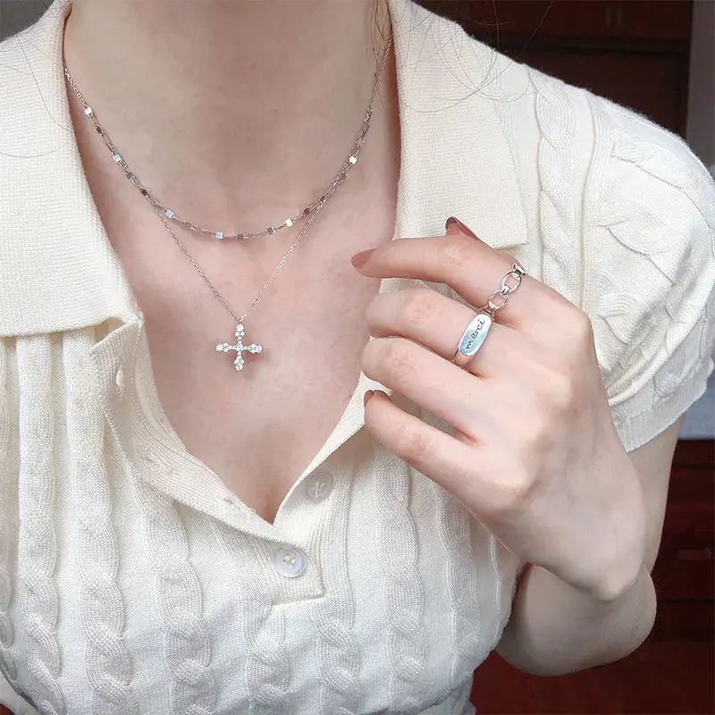 Exquisite Double Layer Diamond Cross Pendant Necklaces for Women Luxury New Fashion Clavicle Chain Jewelry Wedding Gifts
Exquisite Double Layer Diamond Cross Pendant Necklaces for Women Luxury New Fashion Clavicle Chain Jewelry Wedding Gifts