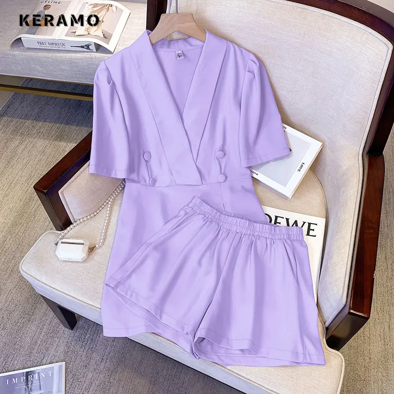 2023 Summer Fashion Casual Office Lady Two-piece Set Women Short Sleeve V-neck Baggy Top+Elastic Waist Shorts Solid Shorts Set
2023 Summer Fashion Casual Office Lady Two-piece Set Women Short Sleeve V-neck Baggy Top+Elastic Waist Shorts Solid Shorts Set