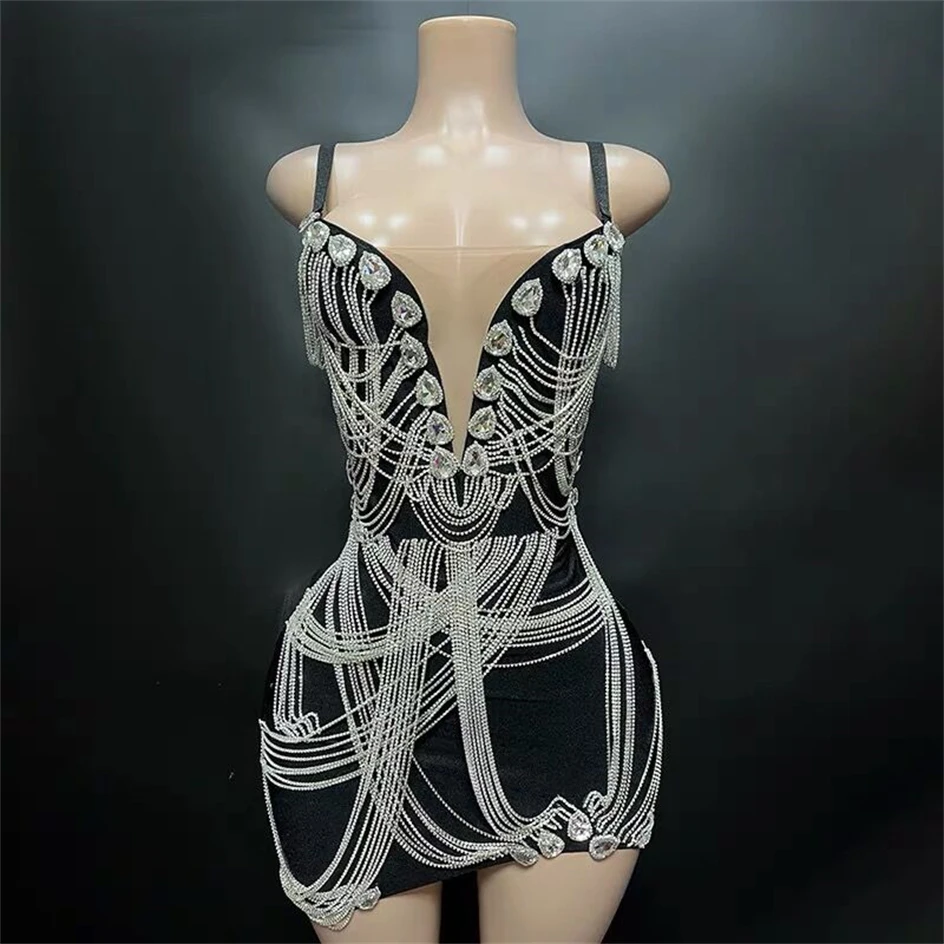 Роскошное блестящее платье-футляр черного цвета с кисточками и цепочкой, сексуальное мини-платье без бретелек для празднования вечеринки, костюм для сцены 
Роскошное блестящее платье-футляр черного цвета с кисточками и цепочкой, сексуальное мини-платье без бретелек для празднования вечеринки, костюм для сцены