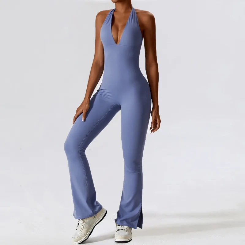 Женский спортивный костюм для занятий йогой
Женский спортивный костюм для занятий йогой