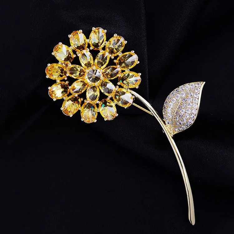 Fashion Creative Dandelion Copper Inlaid Zircon Brooch Temperament Elegant Pin Annual Party Wedding Accessories Gift Female
Fashion Creative Dandelion Copper Inlaid Zircon Brooch Temperament Elegant Pin Annual Party Wedding Accessories Gift Female