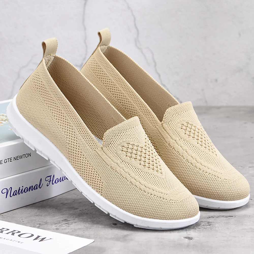 

Cloth shoes women's summer breathable shallow mouth mother shoes hollowed out fly woven mesh shoes flat non-slip single shoes