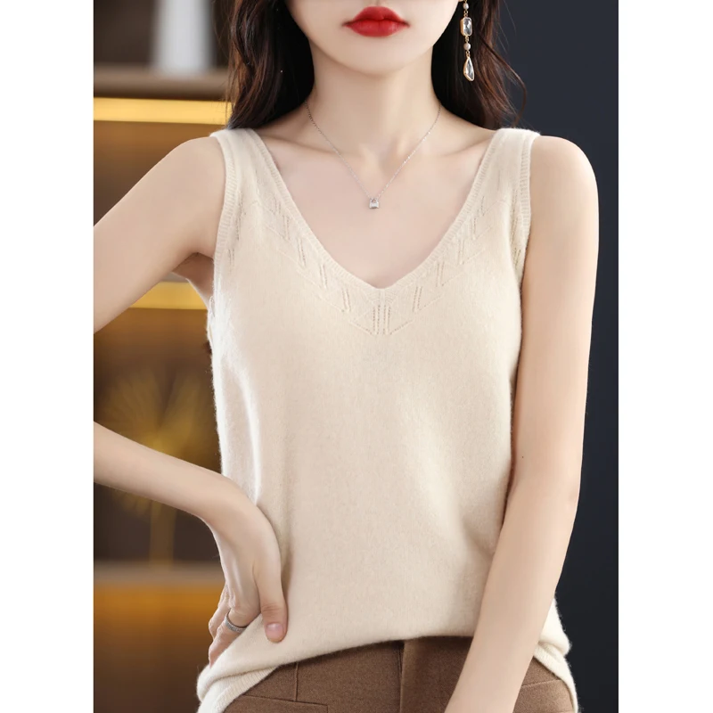 First-line ready-made wool camisole spring and autumn fine imitation V-neck slim hollow thin knitted bottoming halter top
First-line ready-made wool camisole spring and autumn fine imitation V-neck slim hollow thin knitted bottoming halter top
