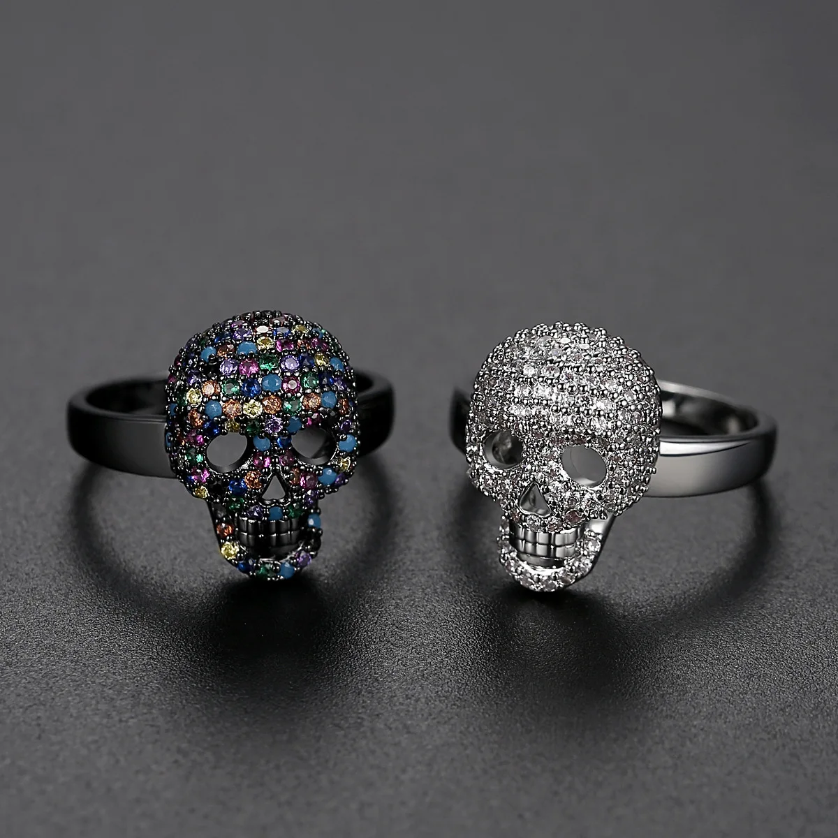 2022 Skull Ring for women Punk popular exaggerated Zircon Skull Ring Women Copper Hip Hop Men
2022 Skull Ring for women Punk popular exaggerated Zircon Skull Ring Women Copper Hip Hop Men