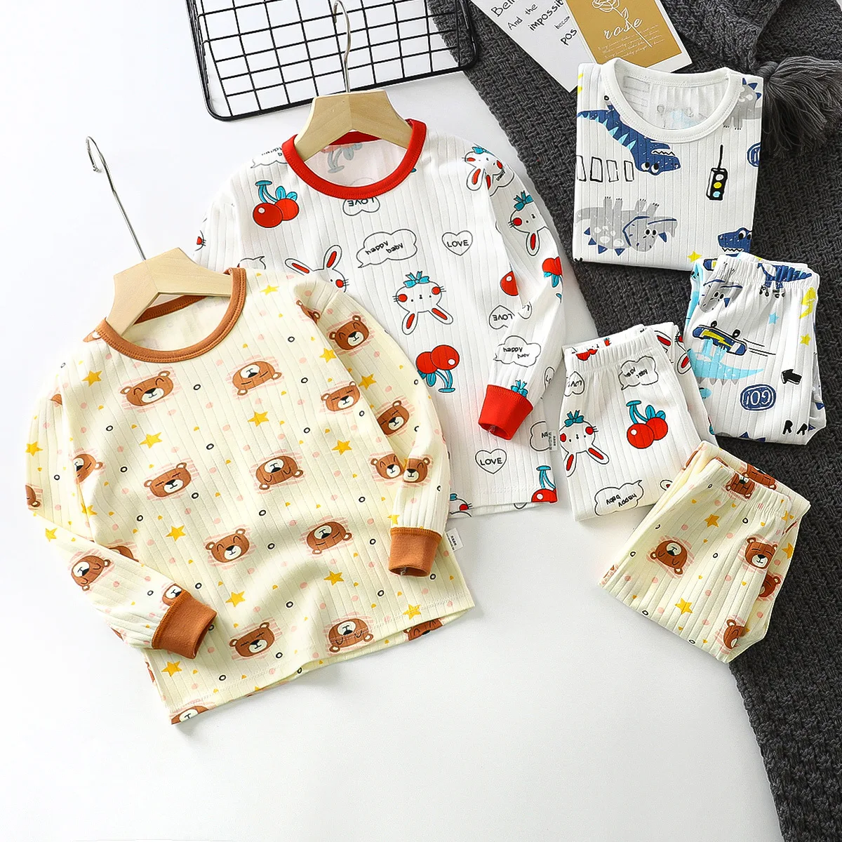 Jacquard cotton suit spring autumn boys girls long-sleeved underwear bottoming home clothes
Jacquard cotton suit spring autumn boys girls long-sleeved underwear bottoming home clothes